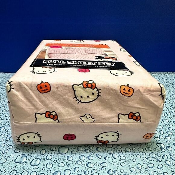 Hello Kitty Halloween Full sheet set - Picture 6 of 8